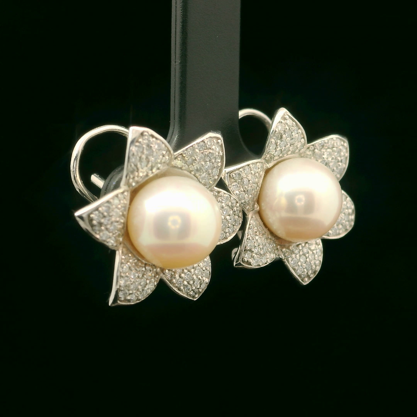 Akoya Pearl and Diamond - 18kt White Gold