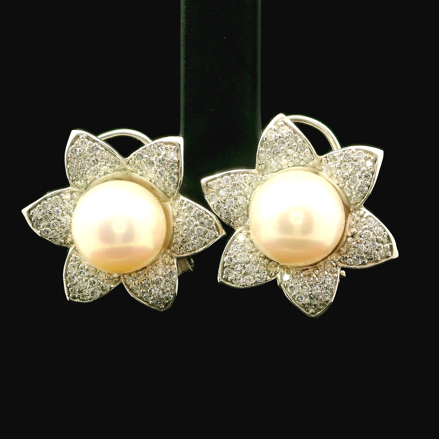 Akoya Pearl and Diamond - 18kt White Gold