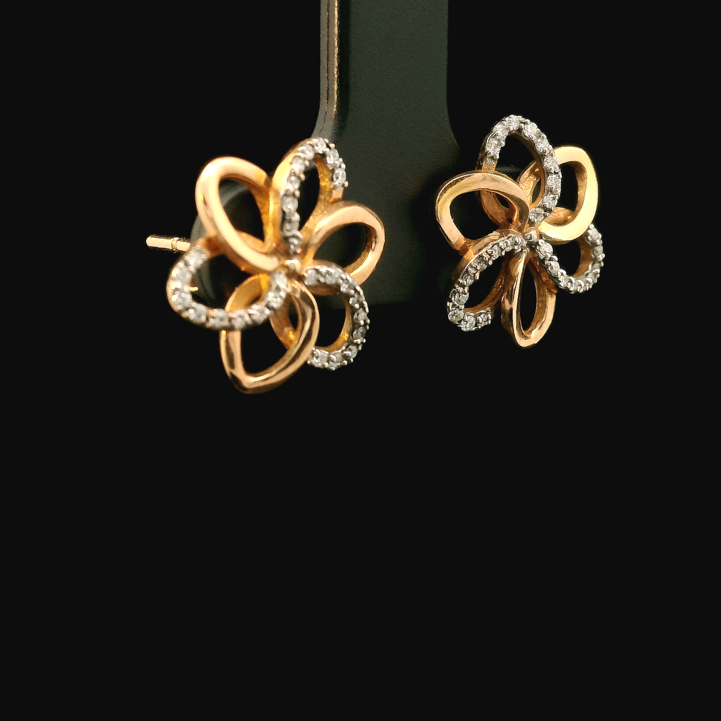 Diamond Earrings - 18kt Red Gold
