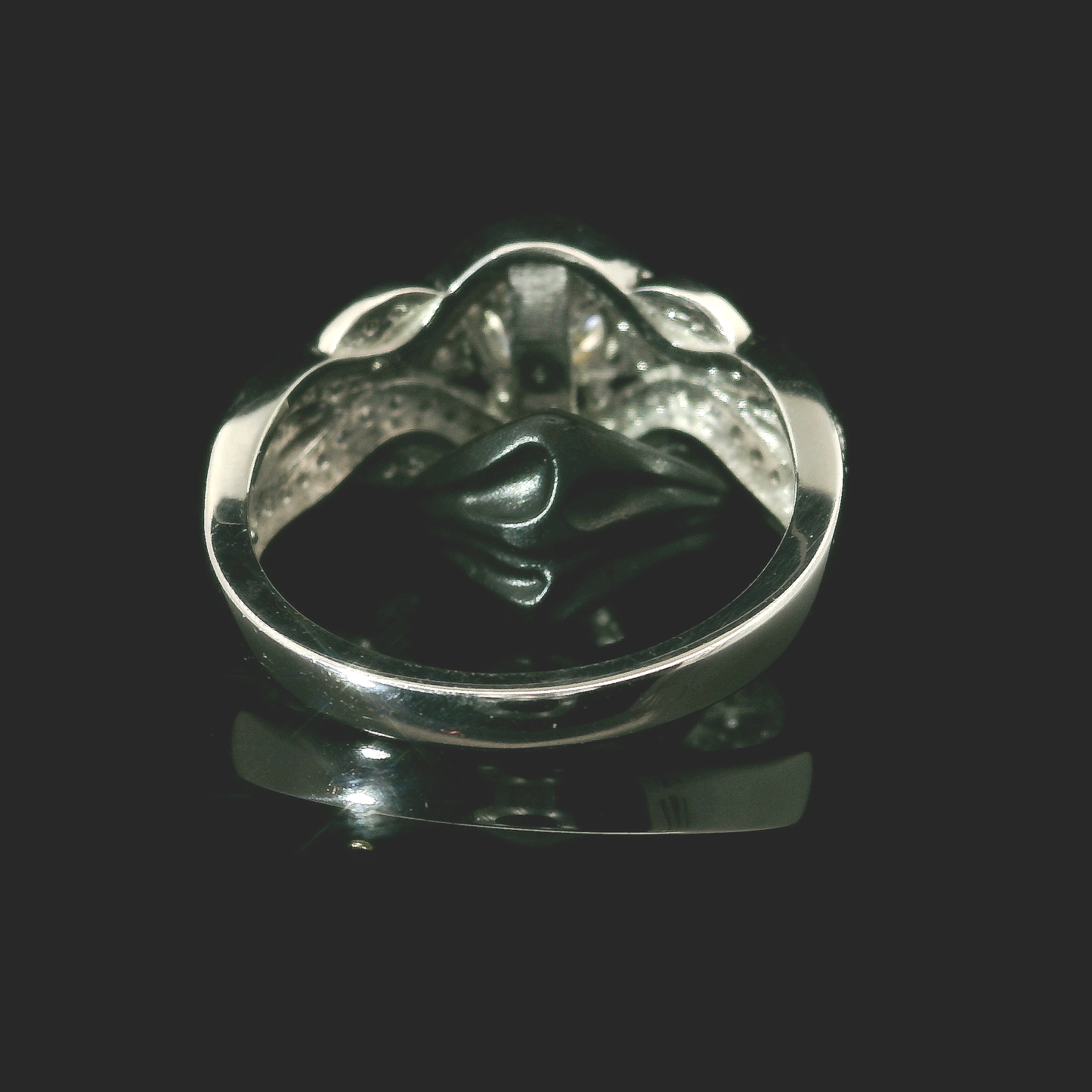 GIA Diamond Ring - 18kt White Gold