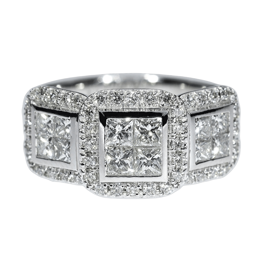 Diamond Engagement Ring - 18kt White Gold