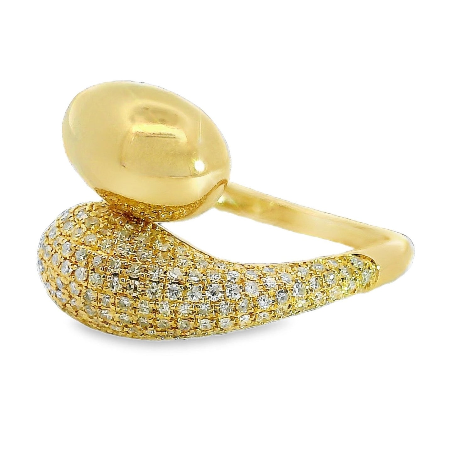Natural Diamonds Ring - 14kt Yellow Gold