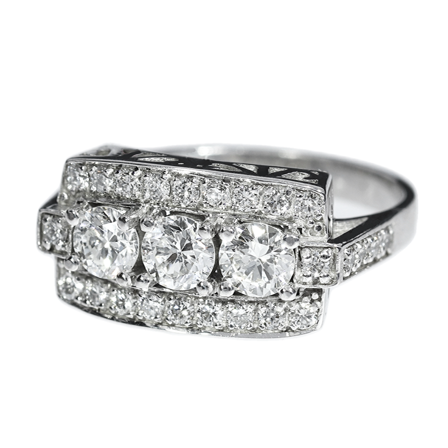 GIA Diamond Engagement Ring - 18kt White Gold