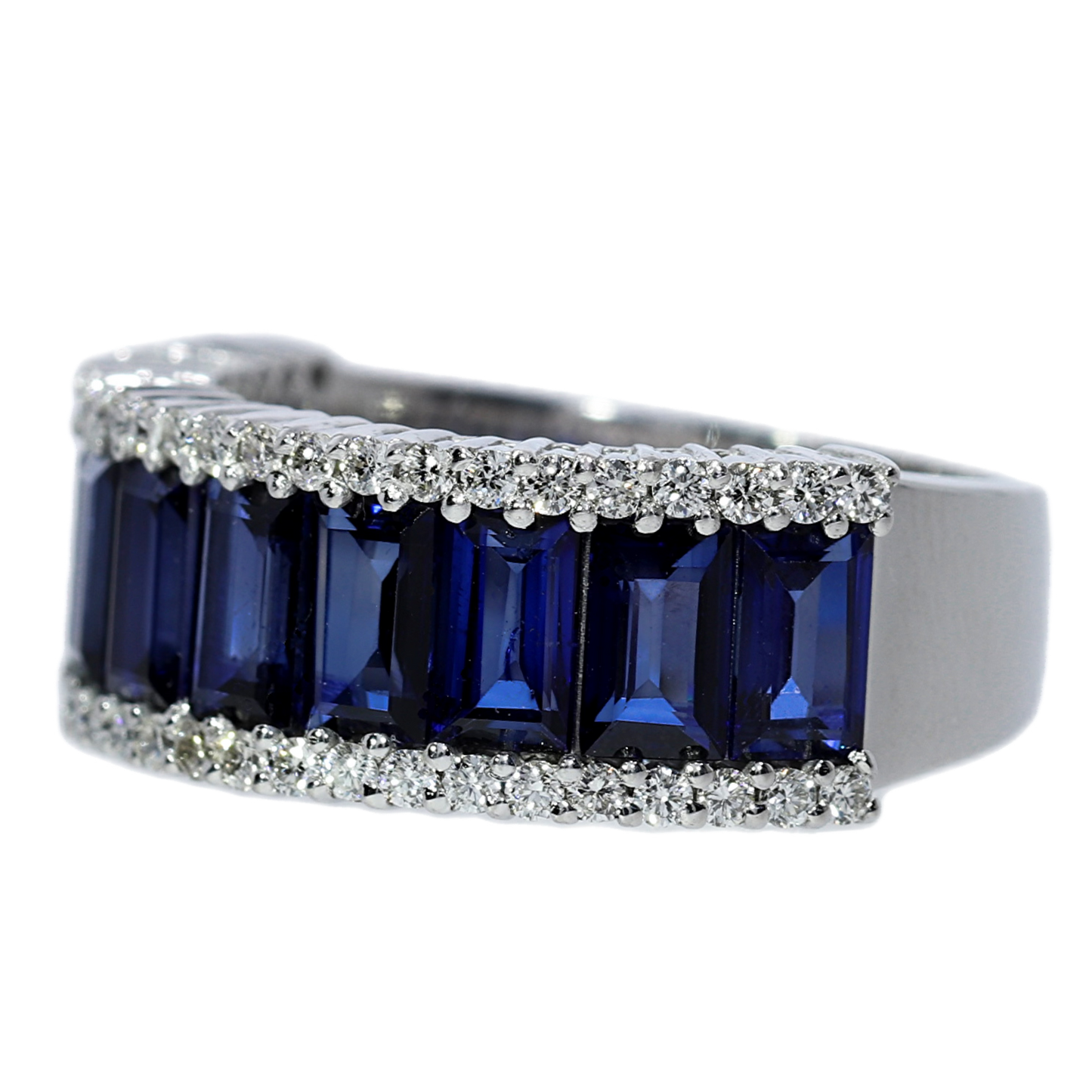 Sapphires and Diamonds Ring - 18kt White Gold