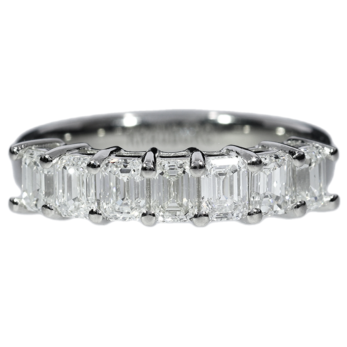 Elegant Emerald Diamond Ring - Platinum