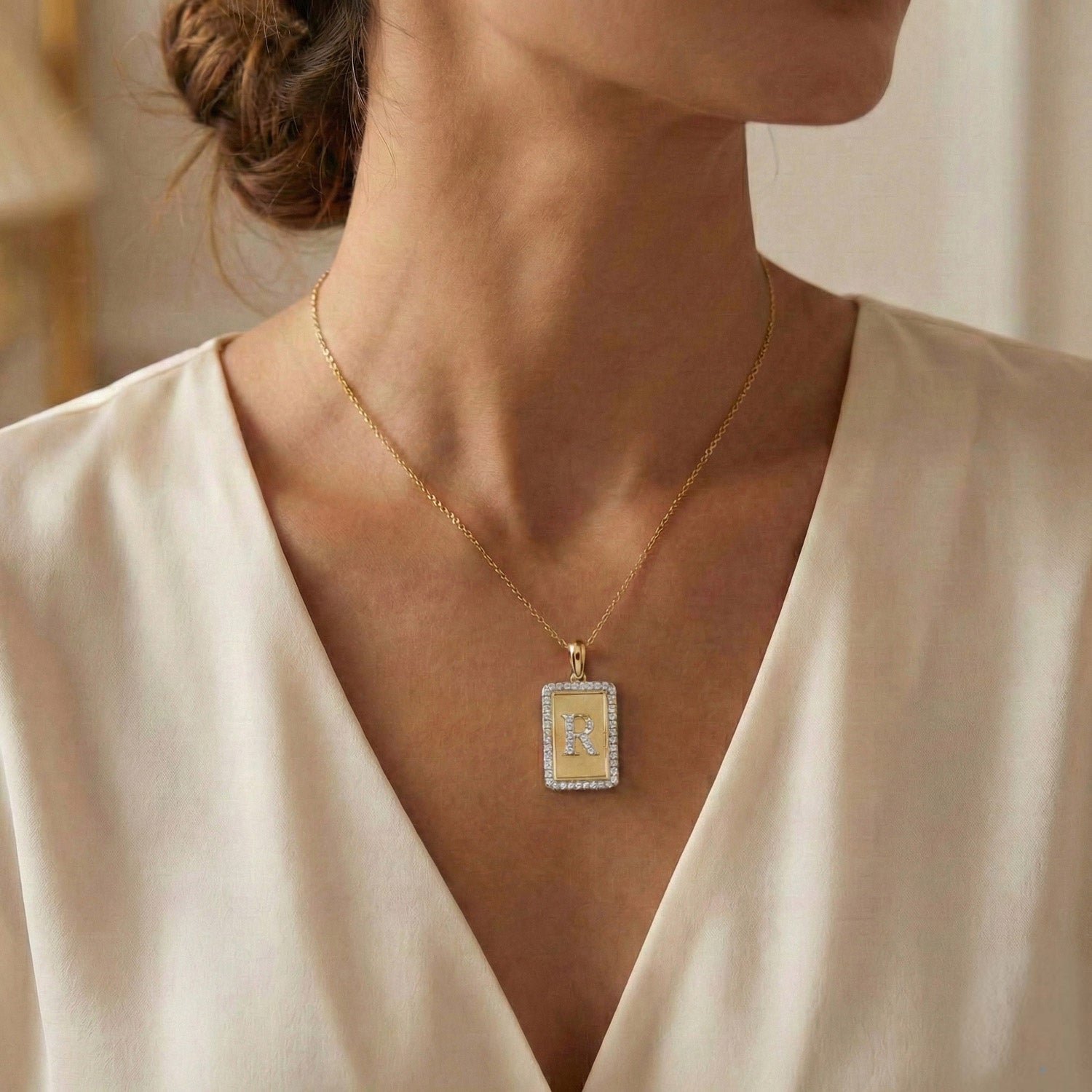 Elegant Ladies 0.20Ct Round Diamond “R Alphabet Fashion Pendant With Chain – 10K Yellow Gold