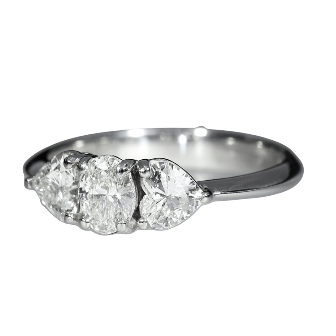 GIA Diamond Engagement Ring - 18kt White Gold