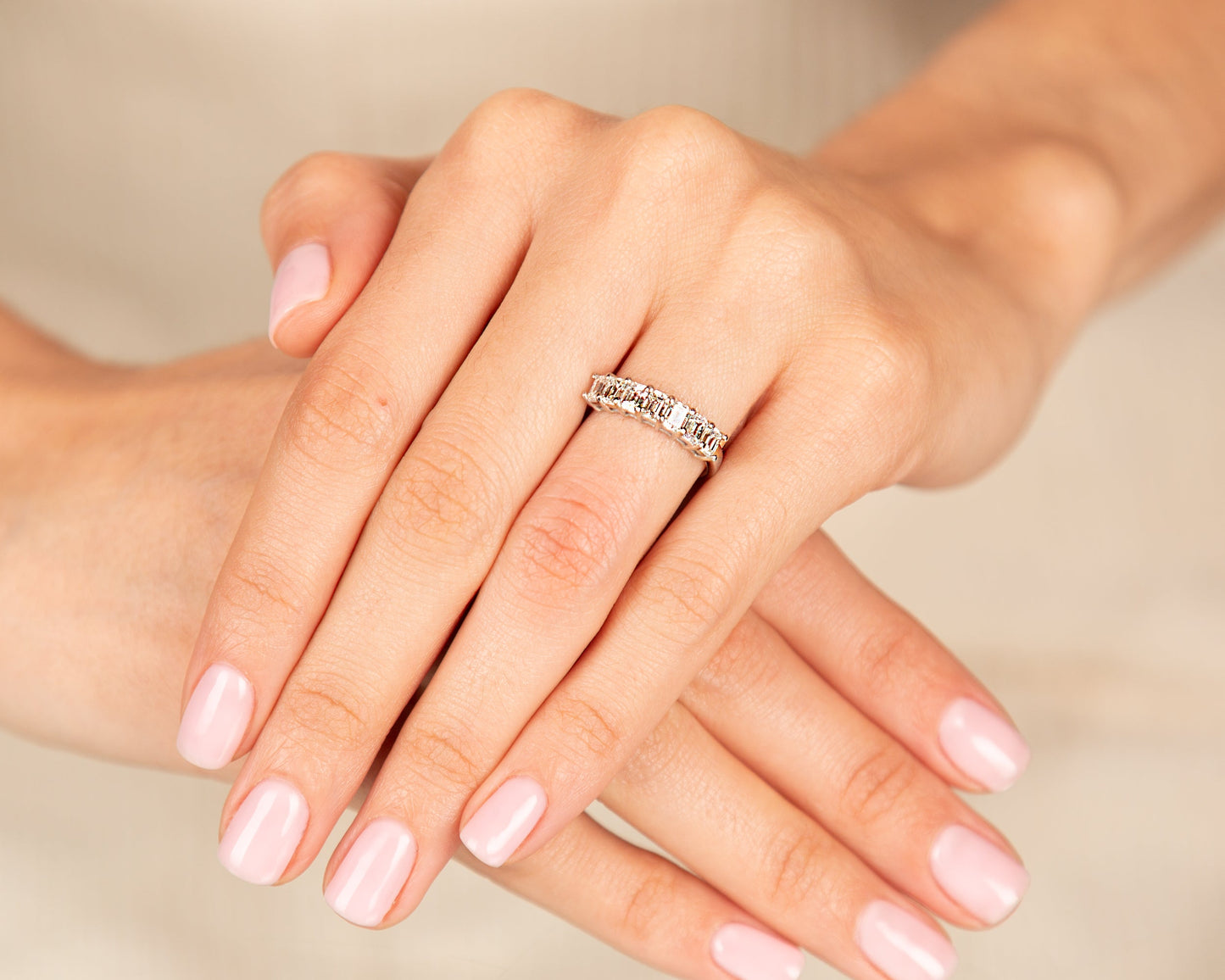 Elegant Emerald Diamond Ring - Platinum