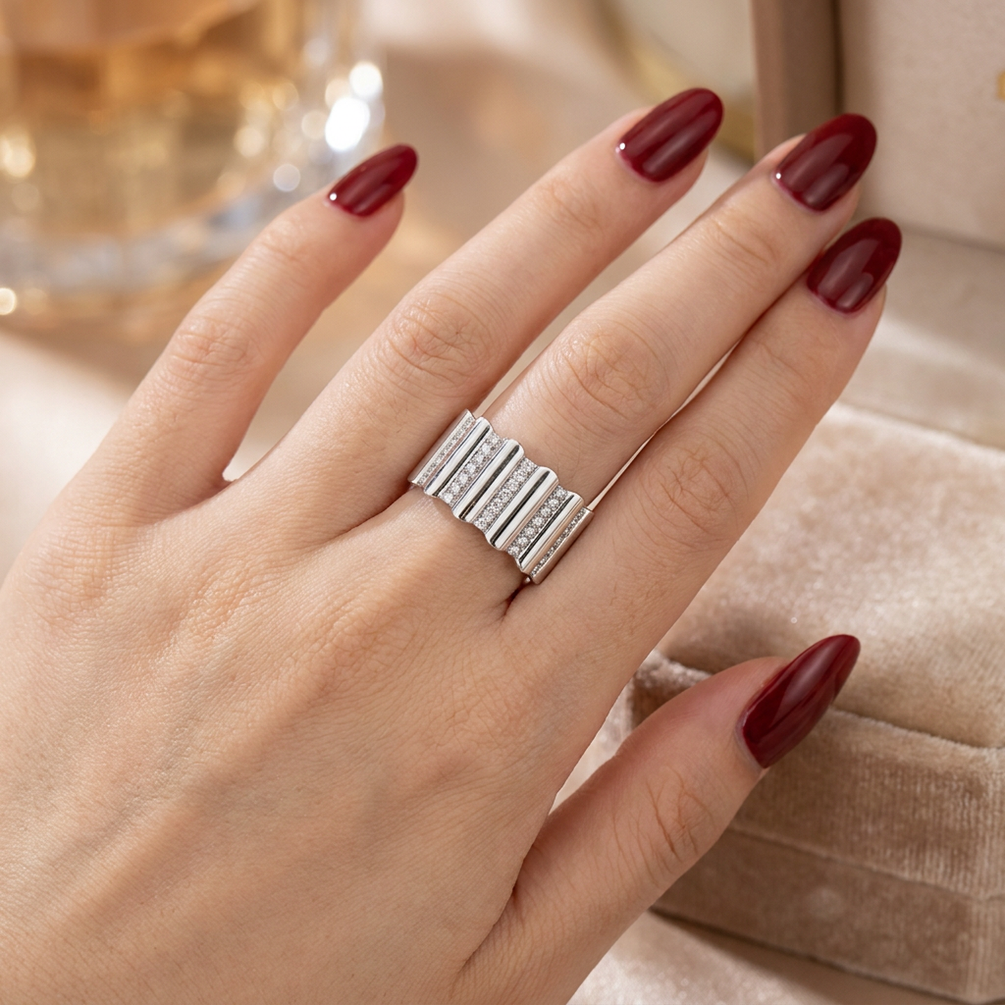 Diamonds Ring - 14kt White Gold