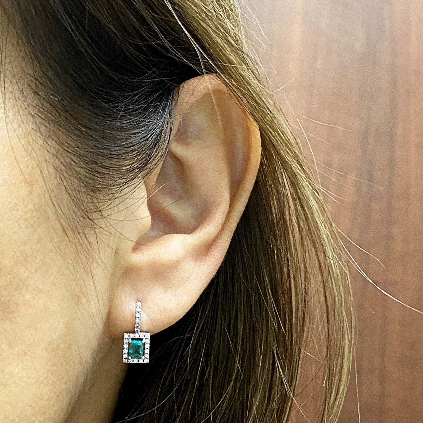 Emerald and Diamond Earrings - 18kt White Gold