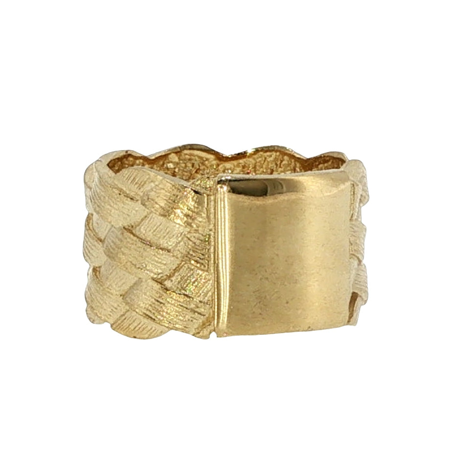 Natural Diamonds Ring - 14kt Yellow Gold