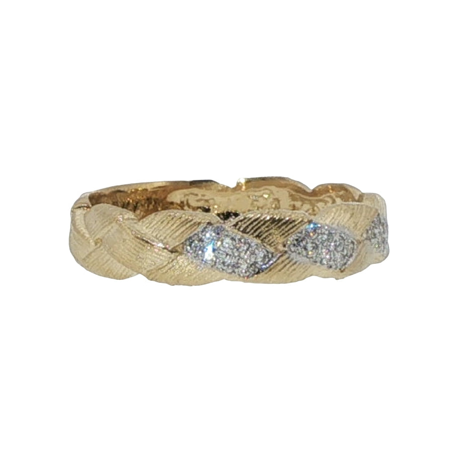 Natural Diamonds Ring - 14kt Yellow Gold