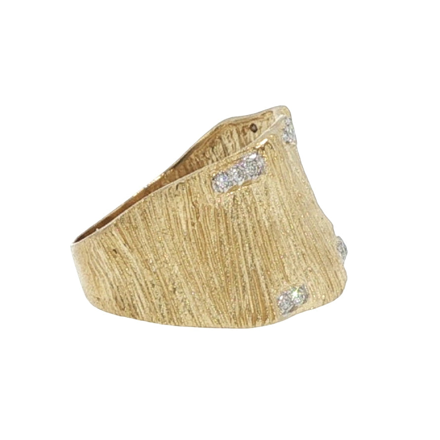 Natural Diamonds Ring - 14kt Yellow Gold