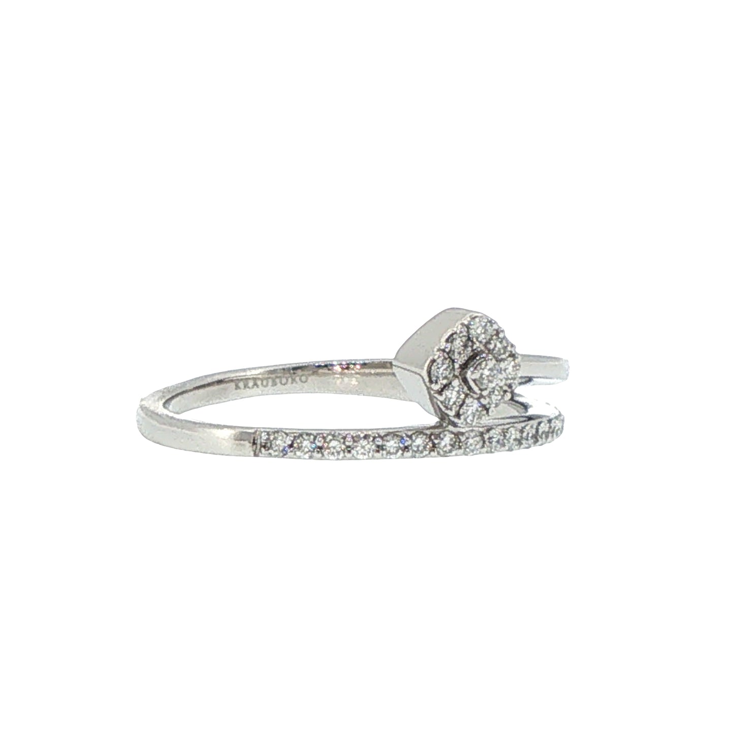 Diamonds Ring - 14kt White Gold