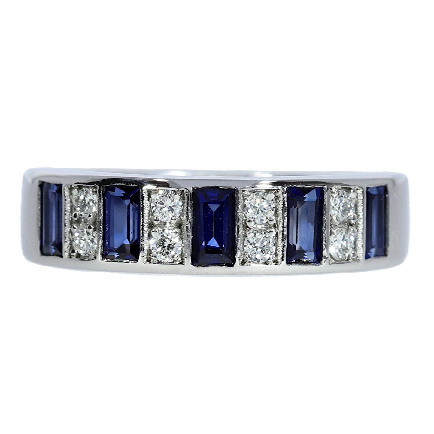 Sapphire and Diamond Ring - 18kt White Gold
