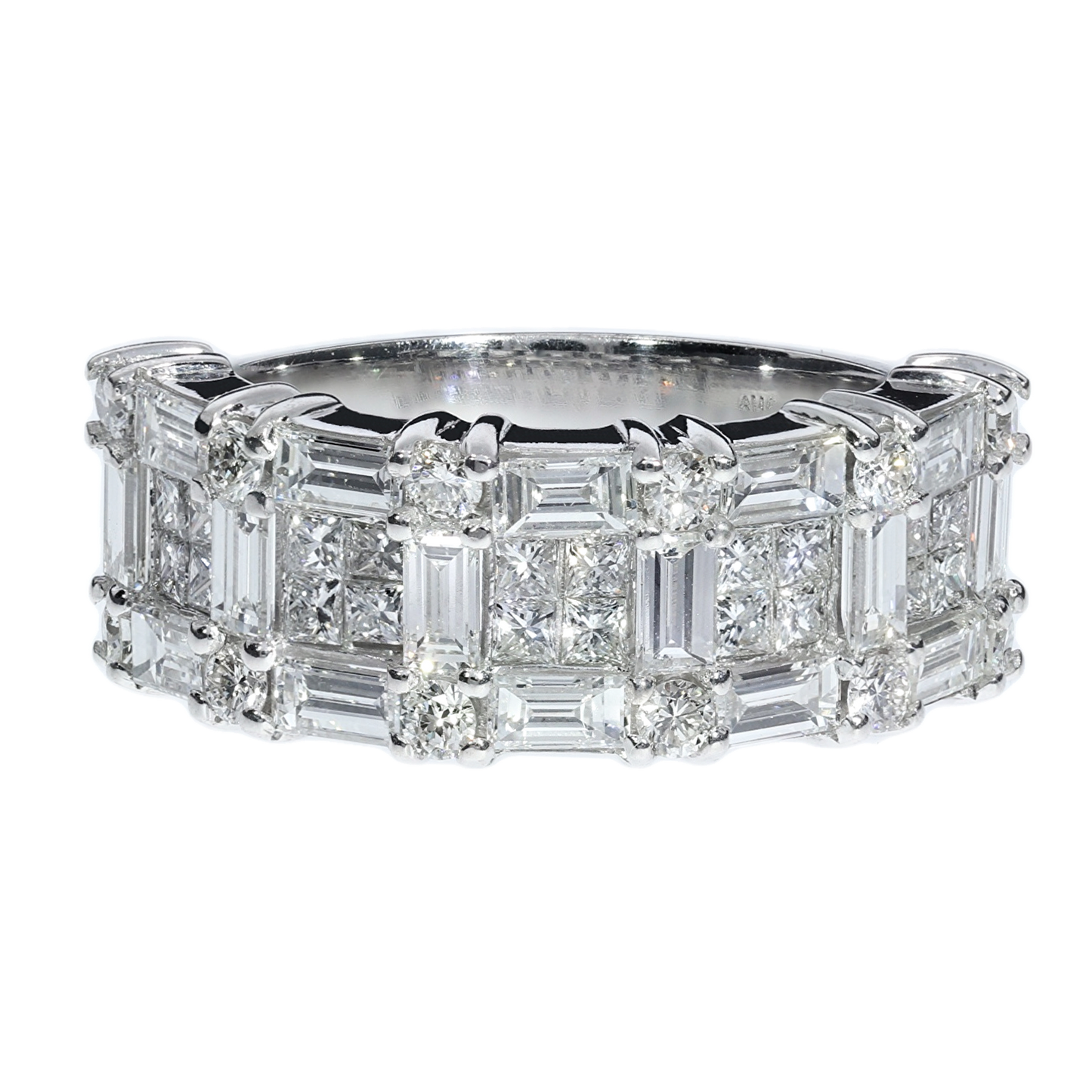 Diamond Engagement Ring - 18kt White Gold