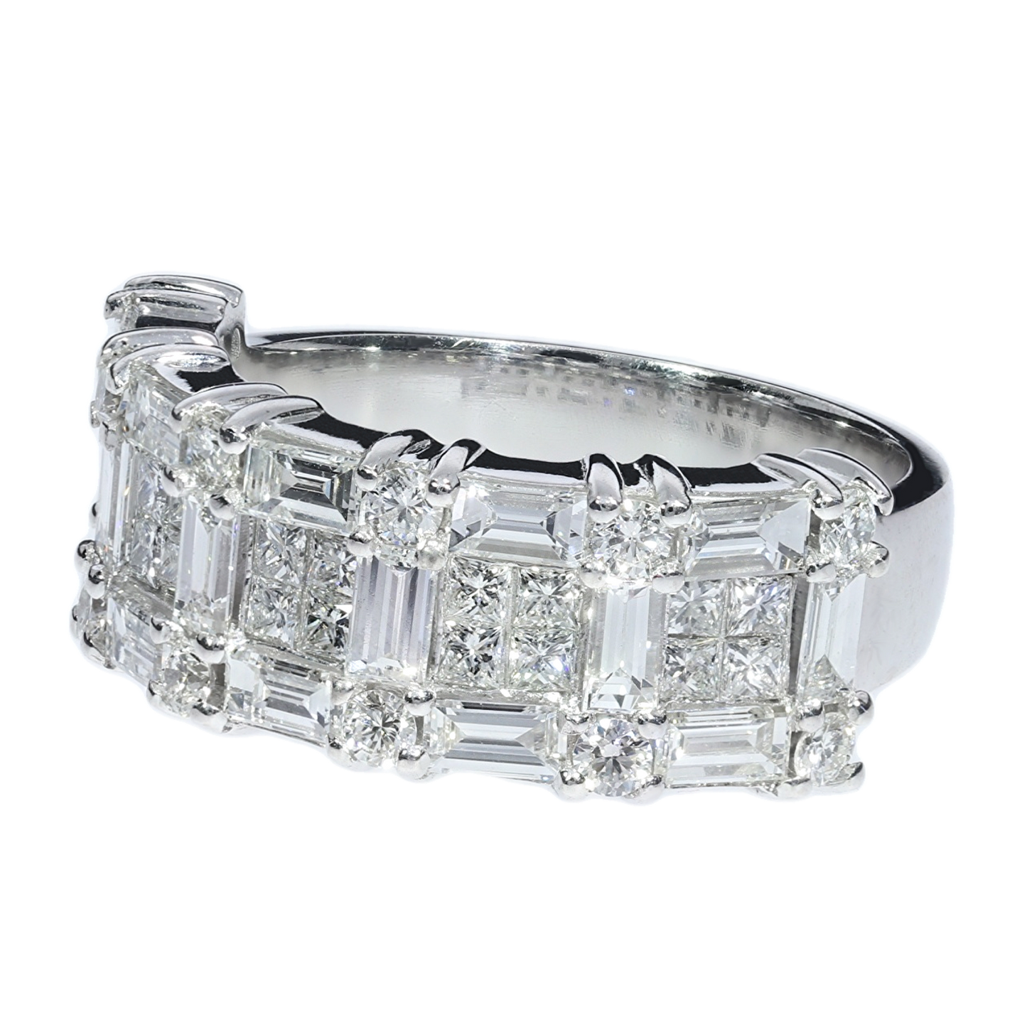 Diamond Engagement Ring - 18kt White Gold