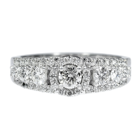 Diamond Engagement Ring - 18kt White Gold